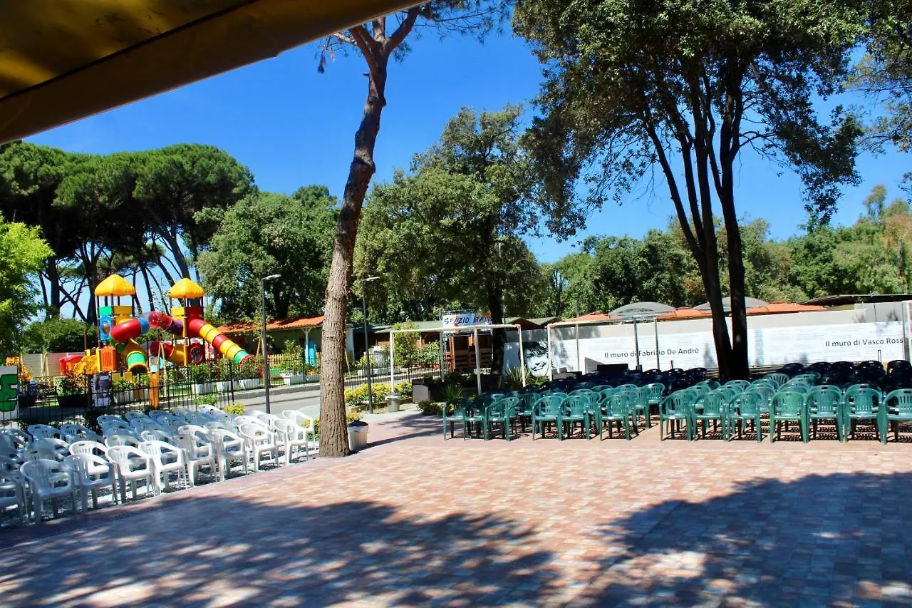 Campeggio Italia Marina di Massa